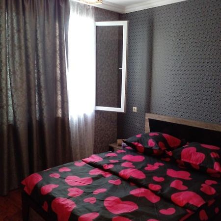 Pirosmani 66 Hotel Sighnaghi Bagian luar foto