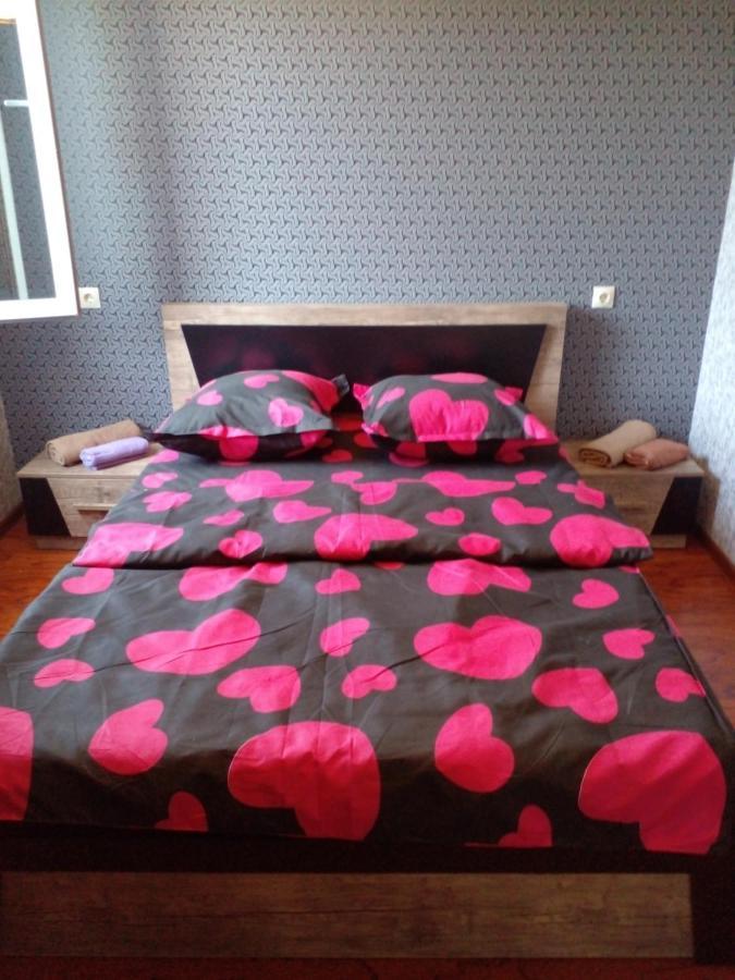 Pirosmani 66 Hotel Sighnaghi Bagian luar foto